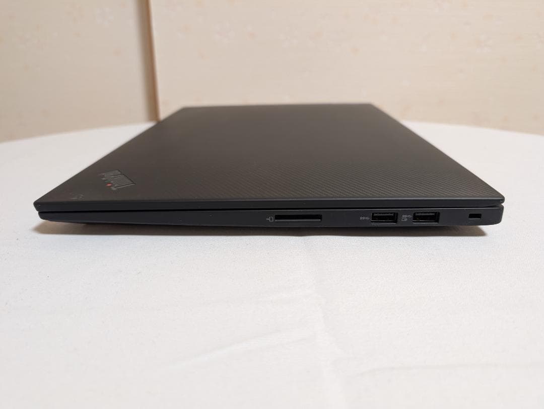 ThinkPad P1 Gen4 i7/32G/1TB/16型/4Kタッチ/US