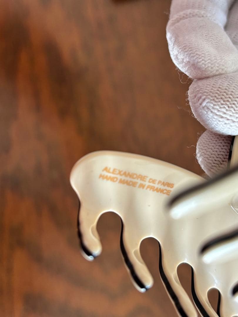 Alexandre de paris アレクサンドルドゥパリ　クリップとバレッタ