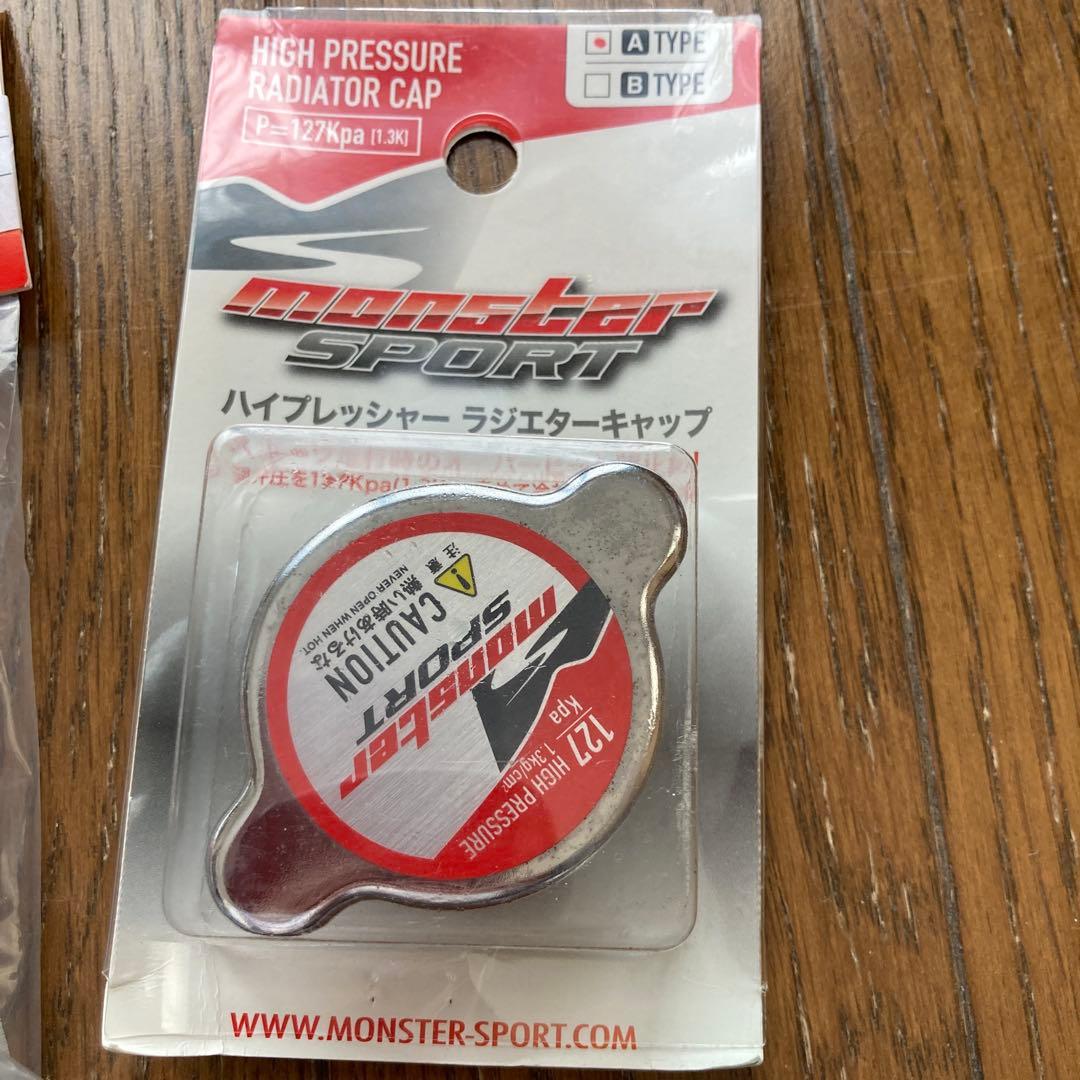 MONSTER SPORT オイルフィラーキャップ＆ ラジエーターキャップ