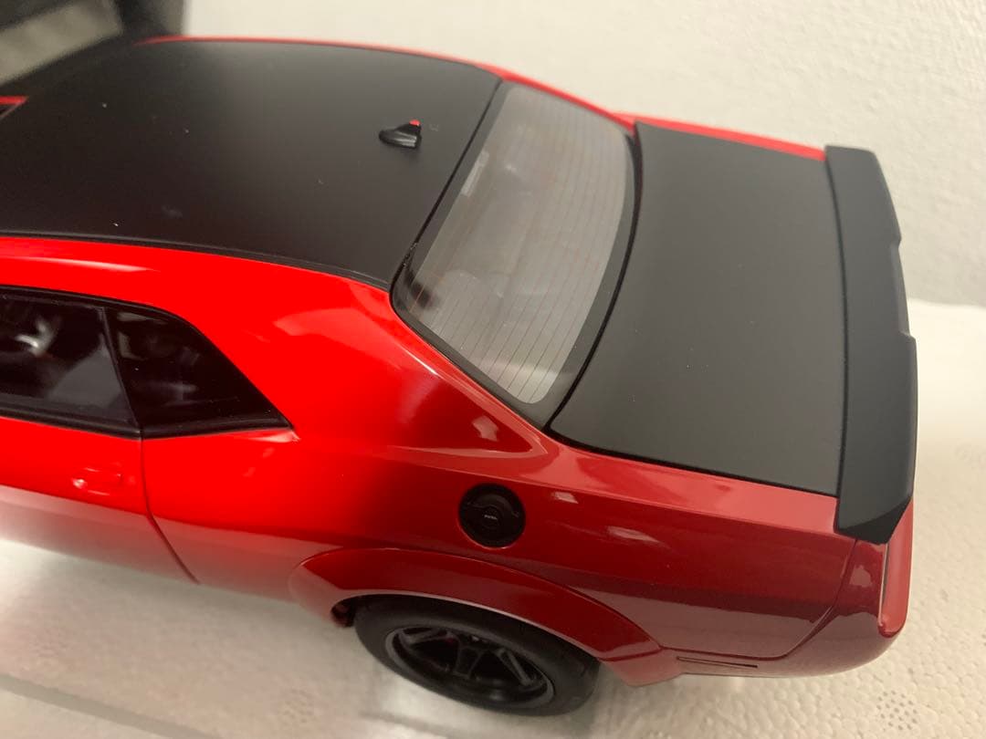 1/18 AUTOart ダッジ チャレンジャー SRT デーモン ※ミラー外れ