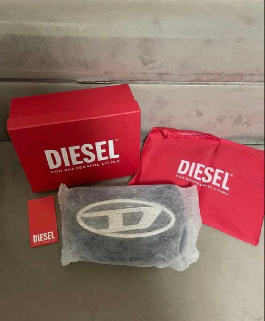 DIESEL ディーゼル 1DR ショルダーバッグ ハンドバッグ 黒 ダメージ