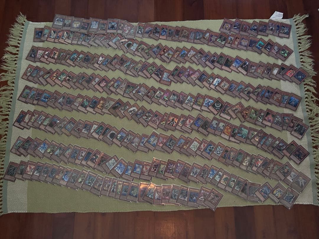 最終値下げ　遊戯王OCG「引退品まとめ売り」 デュエルモンスターズ 約700枚