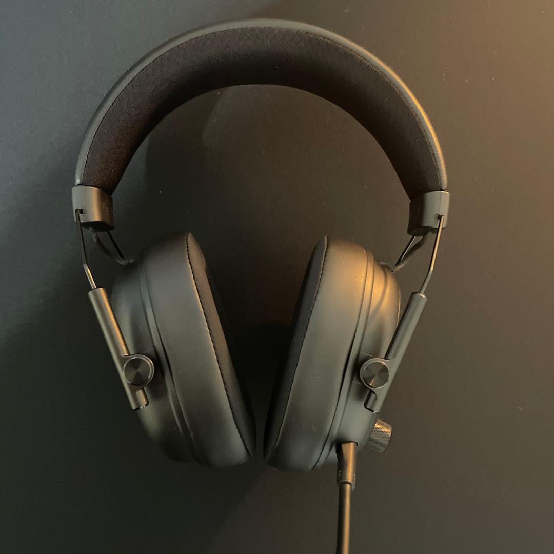ヘッドホン RAZER BLACKSHARK V3