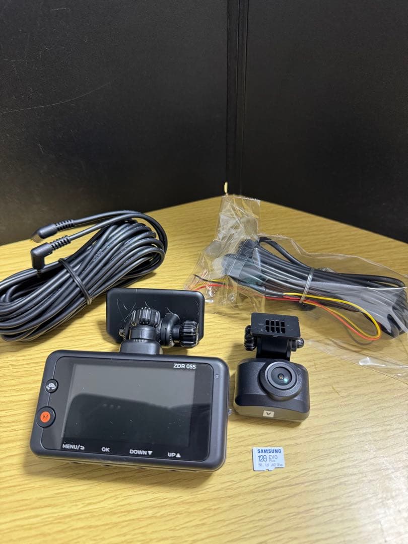 ZDR055 コムテック前後ドラレコ　駐車監視ケーブル　128GB SDカード付