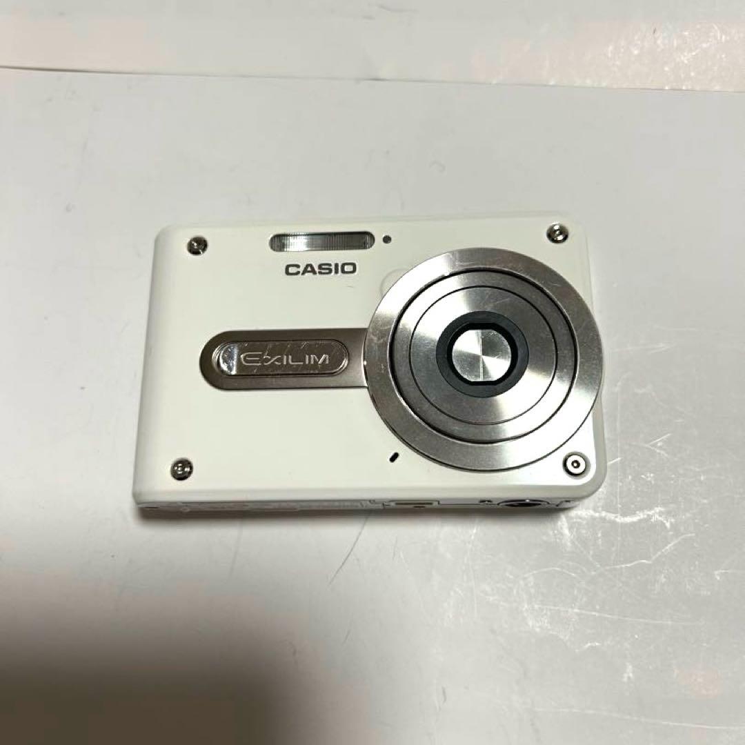 CASIO EX-S100 コンパクトデジタルカメラ ホワイト