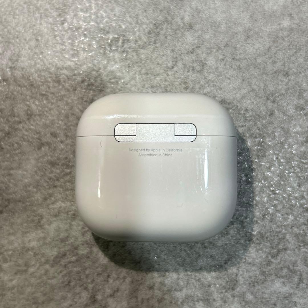 【箱付き】AirPods4