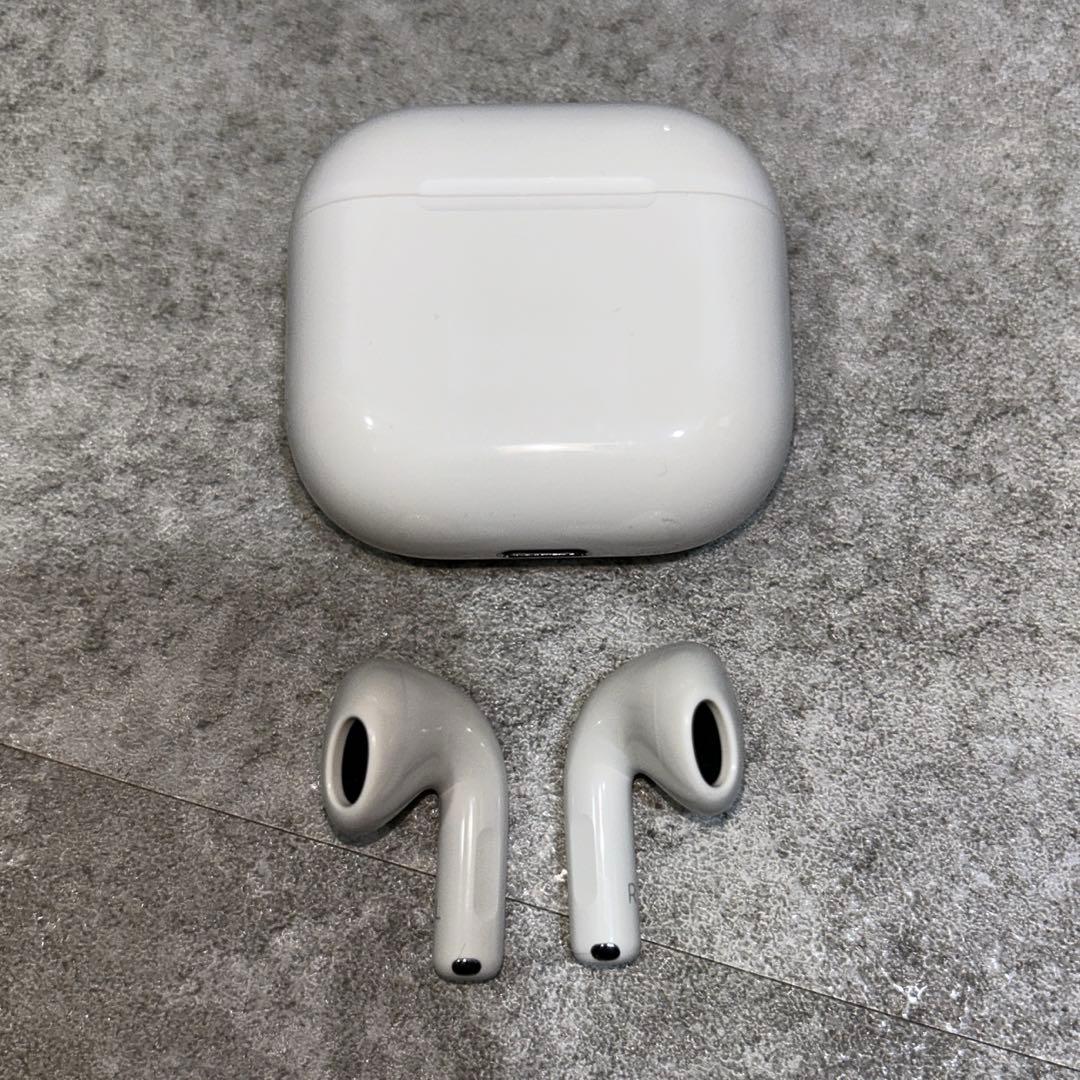 【箱付き】AirPods4