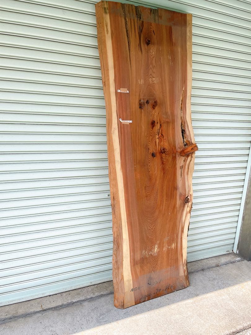 天然　杉　DIY材　木材　天板　無垢材　一枚板　テレビ台　カウンターテーブル