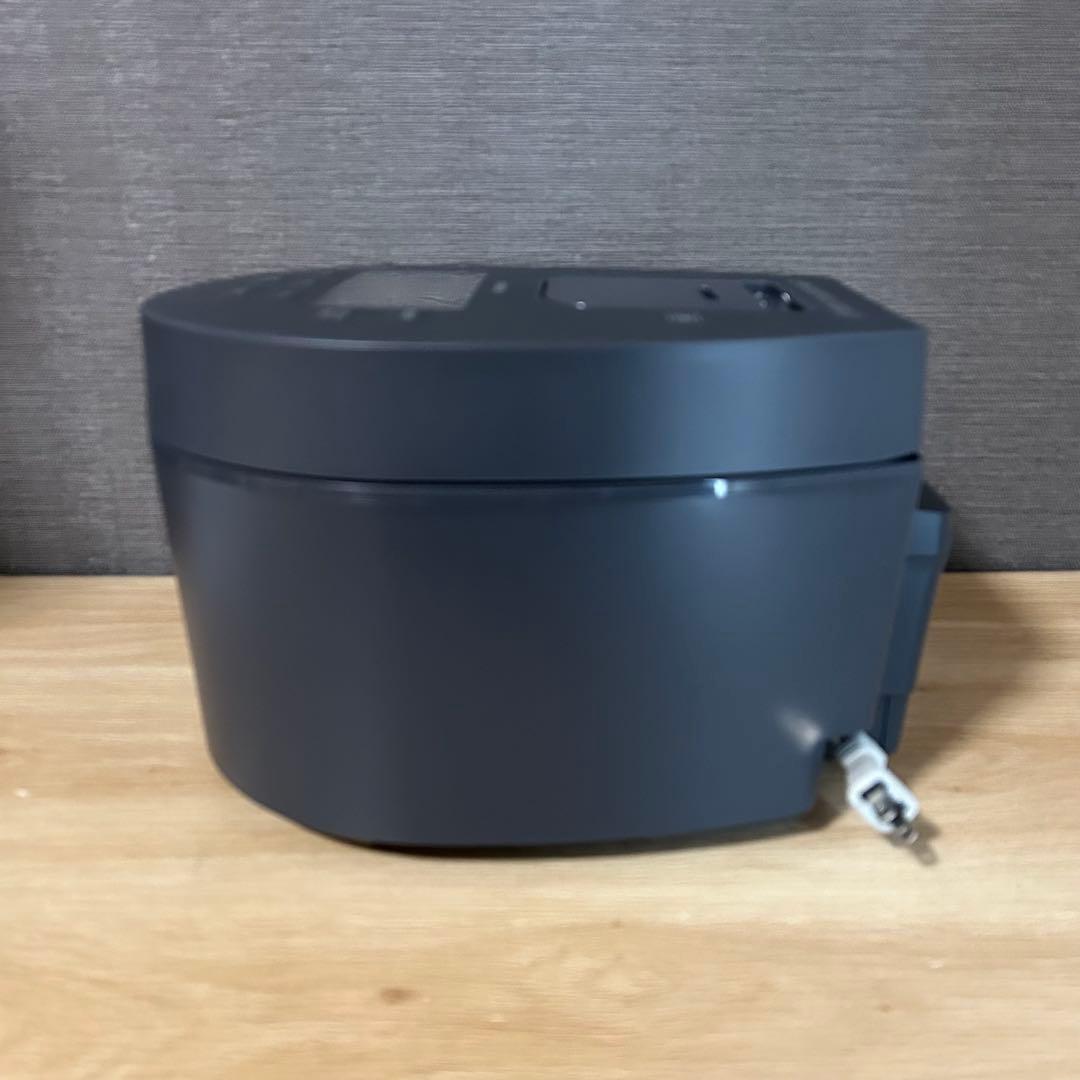 【未使用品】2023年製　アイリスオーヤマ　RC-IL30-HA