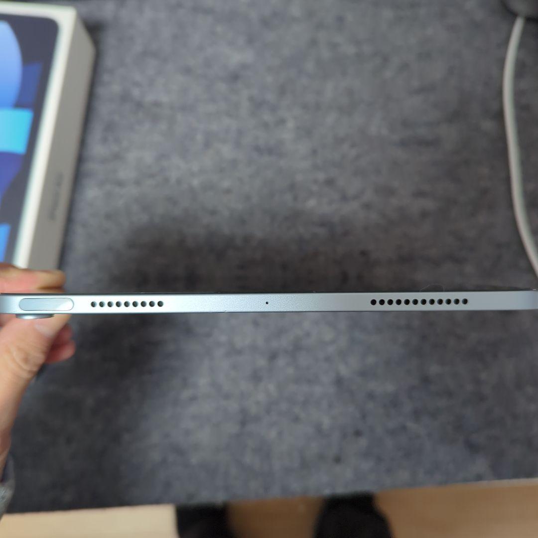 iPad Air 第4世代 Wi-Fi スカイブルー 64GB 純正ケース付