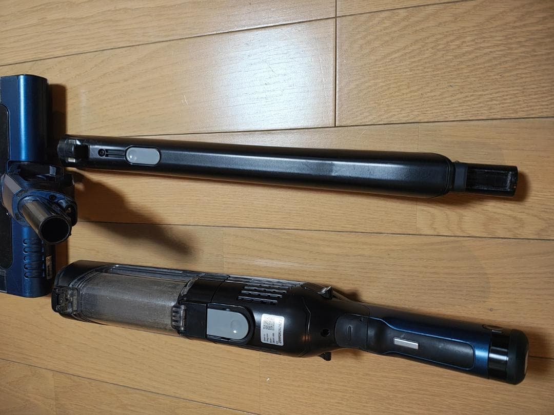 シャーク★コードレスクリーナー★CS301JBM★バッテリーの状態良好★