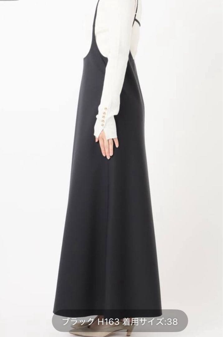 ベイクルーズNOBLEキャミストラップフレアスカート（ブラック）38サイズ