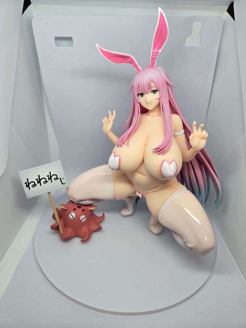 ねねねじオリジナルイラスト　ピンク髪ちゃん　フィギュア