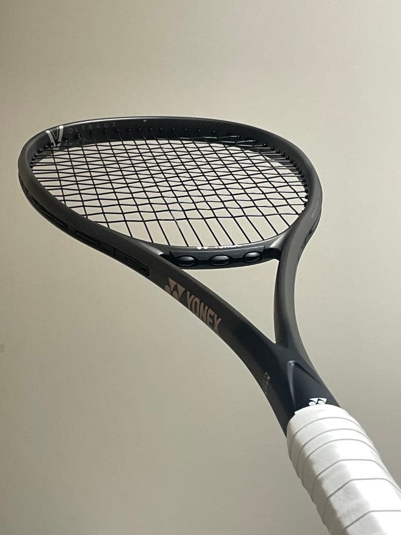 YONEX ヨネックス　VOLTRAGE ボルトレイジ8S　UL1