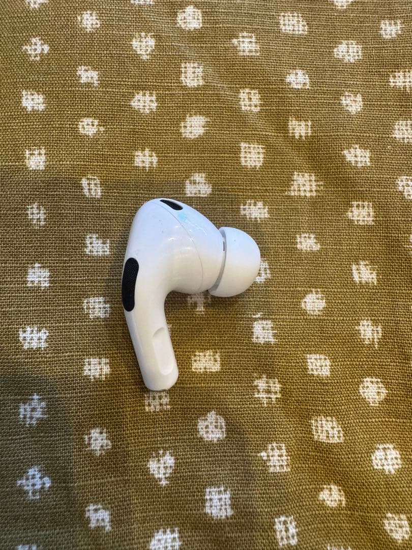 Apple AirPods Pro 第2世代　lightning 右耳　右側　右