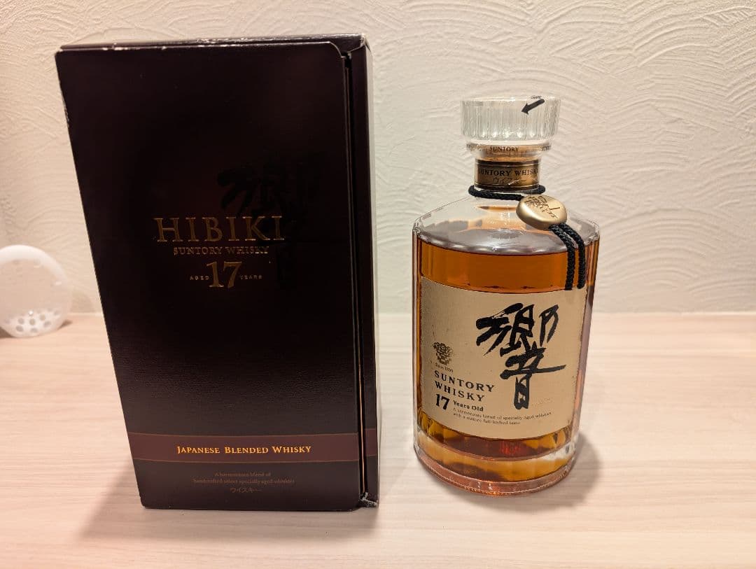 サントリーウイスキー 響17年 裏ゴールドラベル