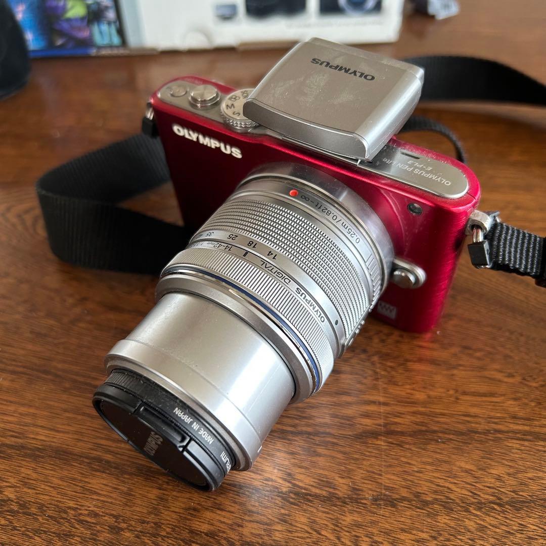 OLYMPUS PEN Lite E-PL3 レッド