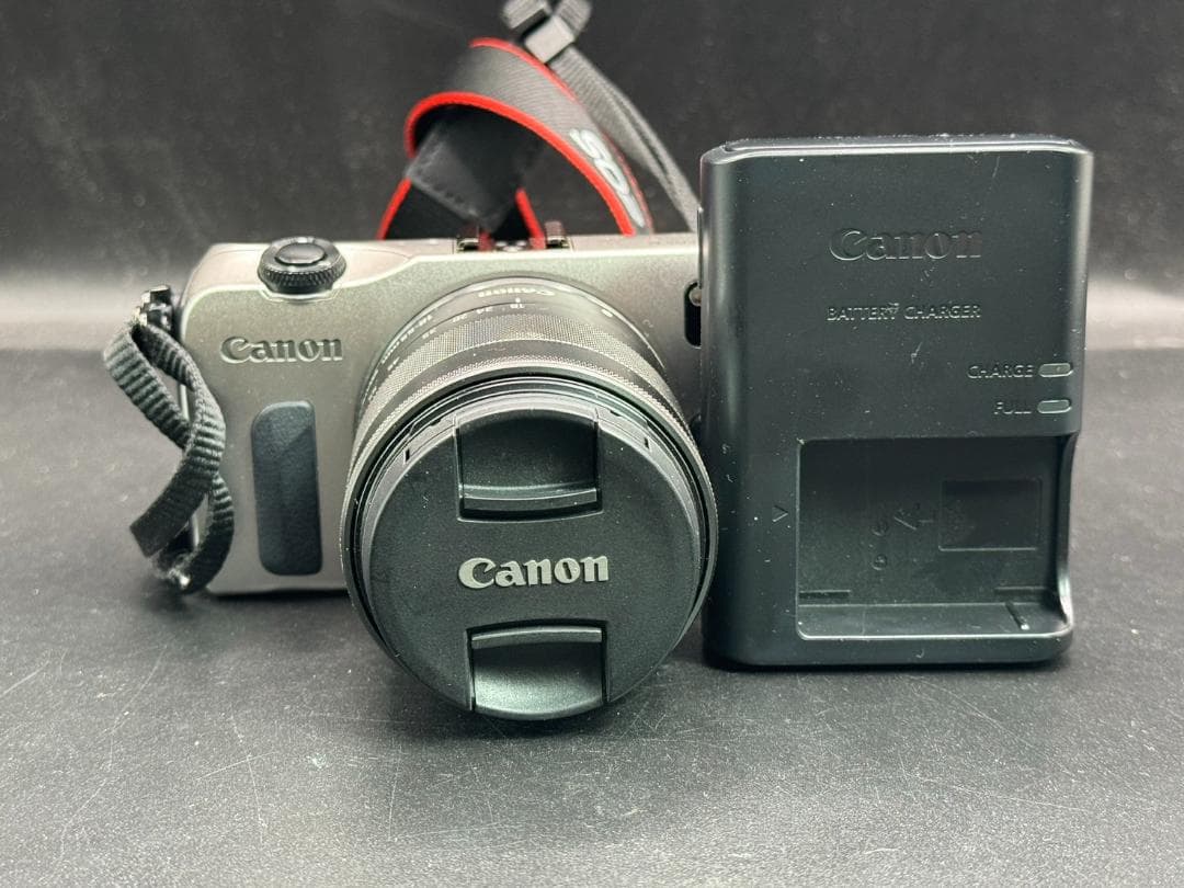 Canon キャノン EOS M ミラーレスデジタル一眼カメラ DS126391