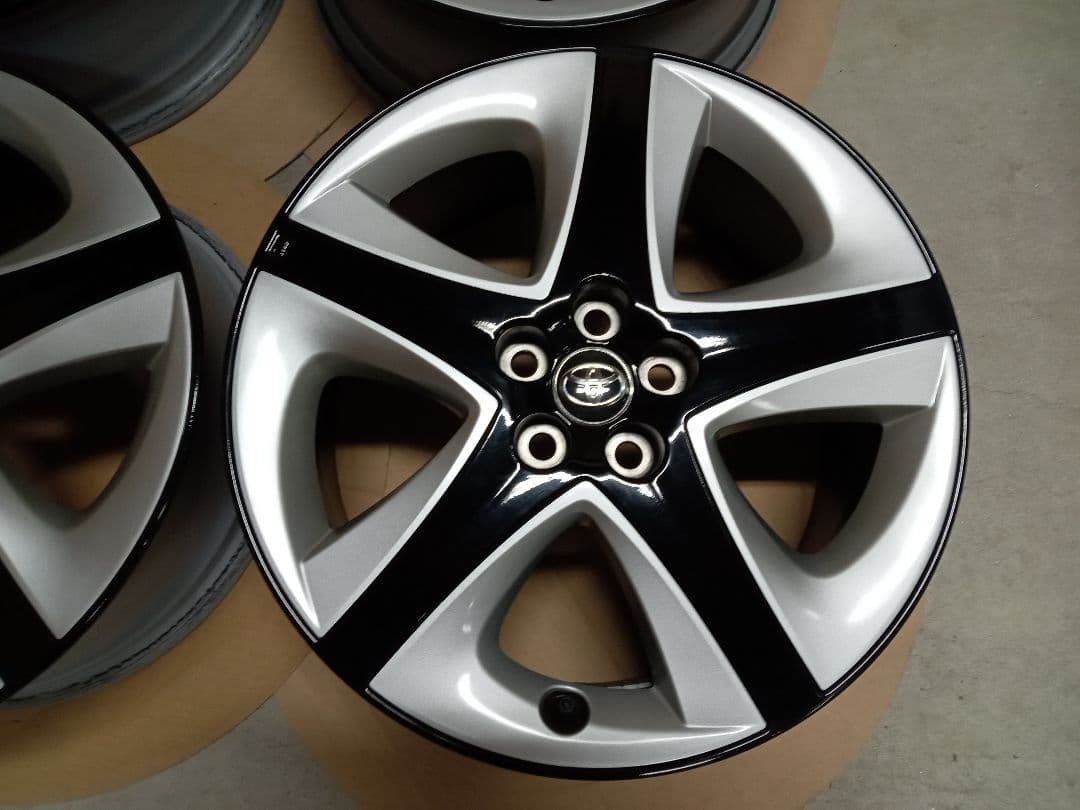 ５０系プリウス純正ホイール