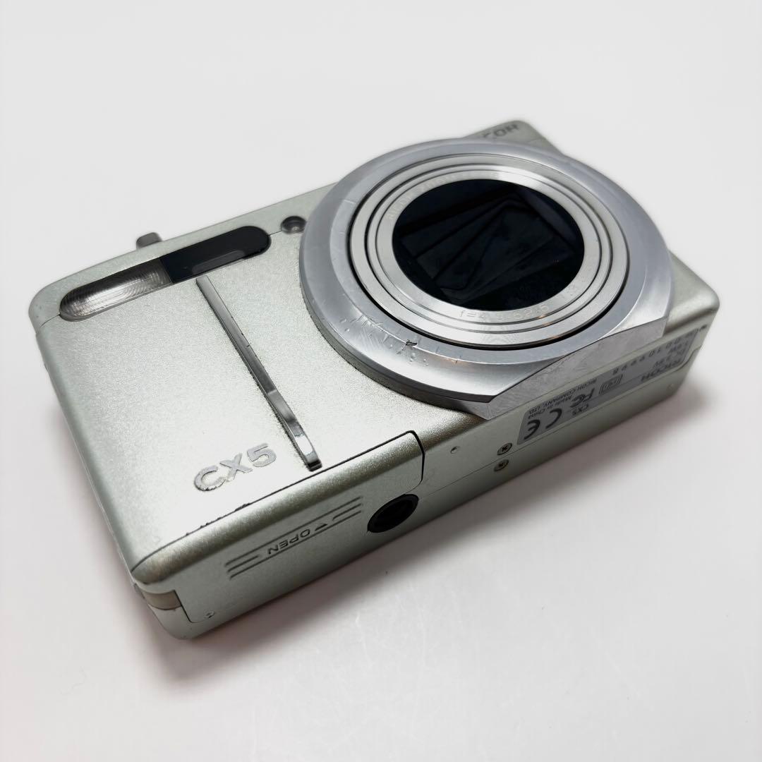 【週末限定値下げ】 RICOH CX5 シルバー コンパクトデジタルカメラ