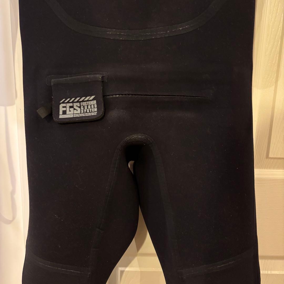 BEWET サーフ　ドライスーツ　ビーウエット　フルスーツ　5×3mm ブラック