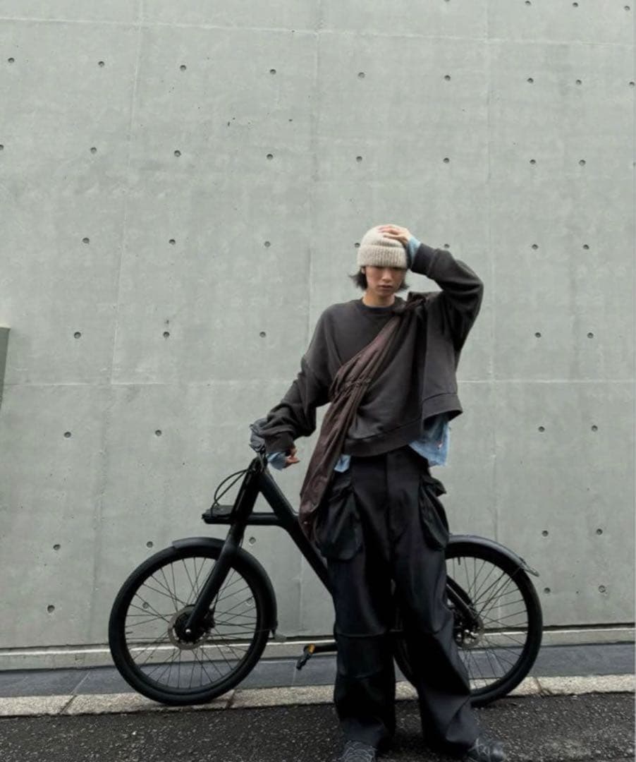 Entire studios box crew スウェット　深水光太着用