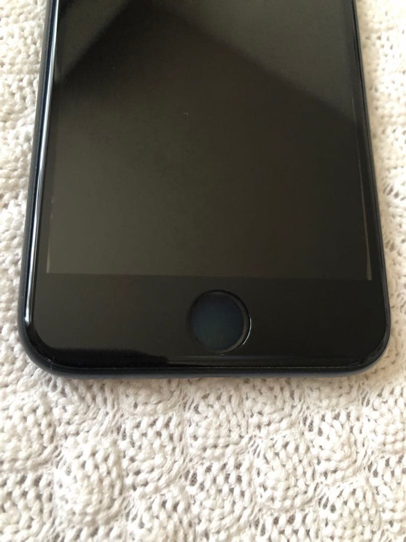 Apple iPhone SE (第3世代) ミッドナイト