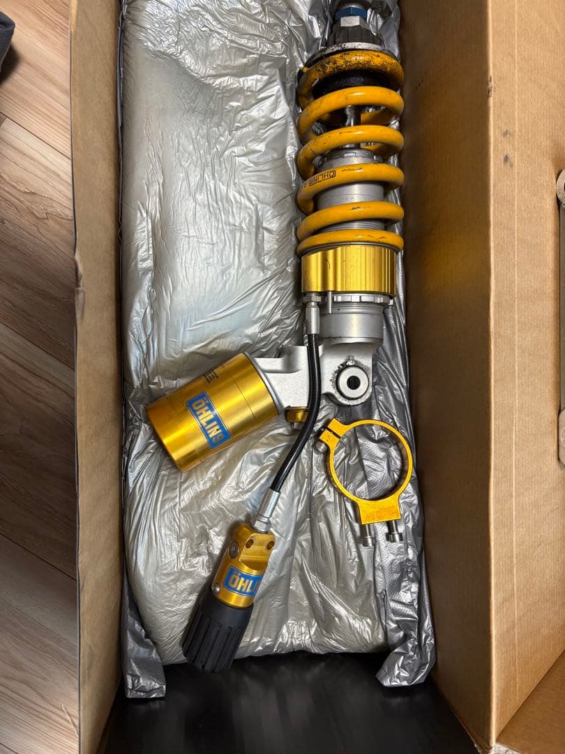 CBR1000RR オーリンズ社製　リアサスペンション