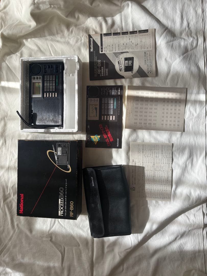 National RF-860 ポータブルラジオ