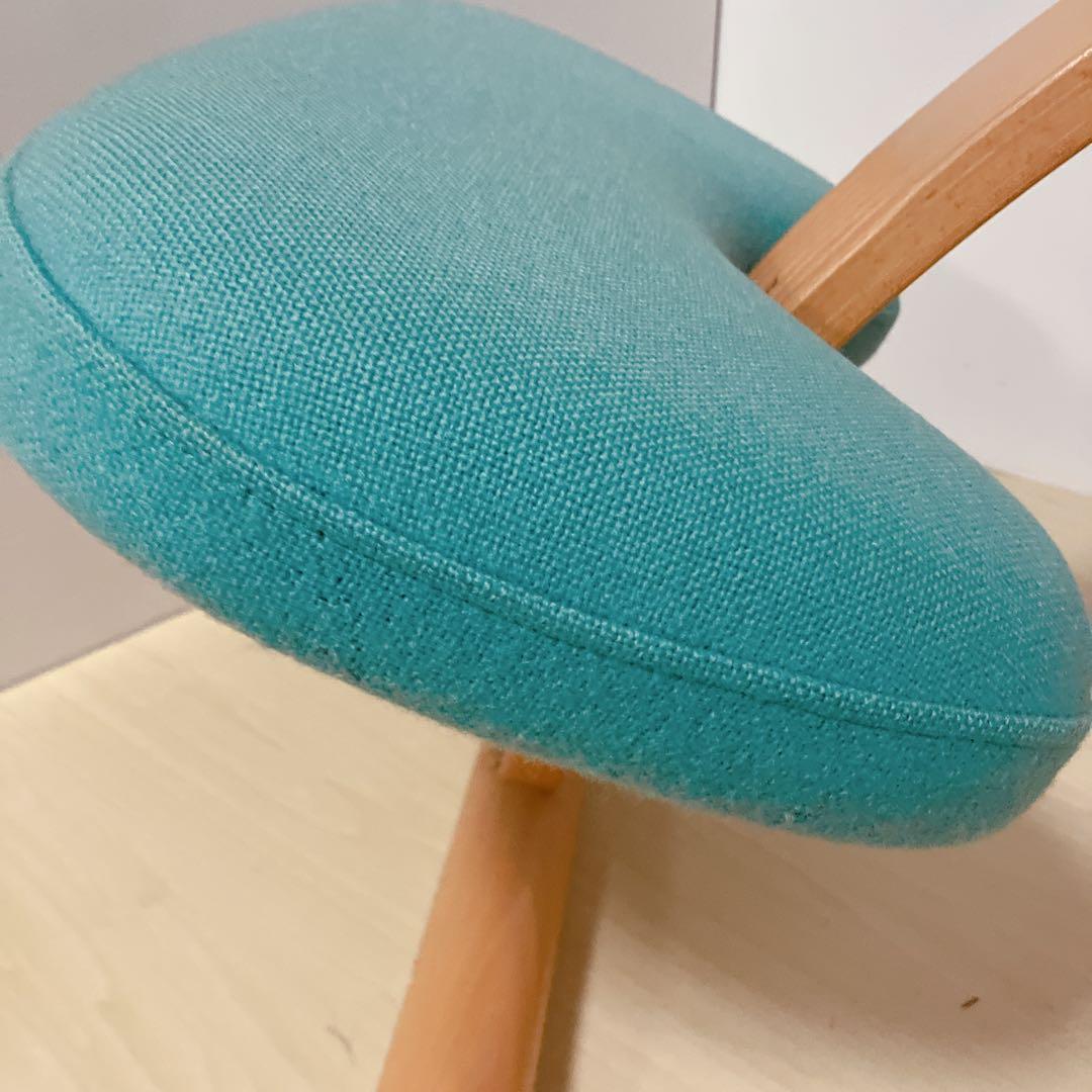 Rybo リボ　バランスチェアイージー　姿勢矯正　 デスクチェア　ライトグリーン