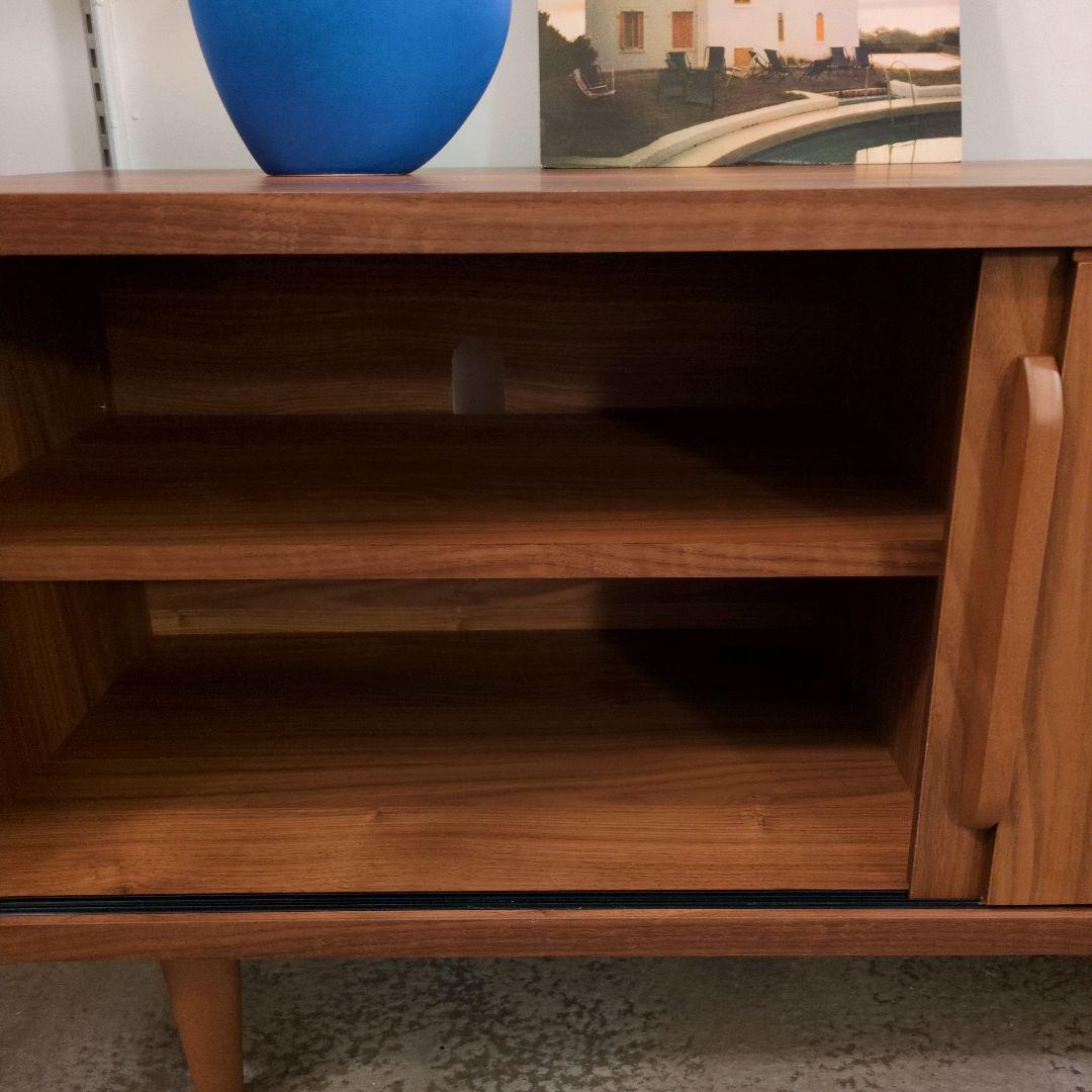 木製シンプル キャビネット 引き戸式 テレビボード シェルフ