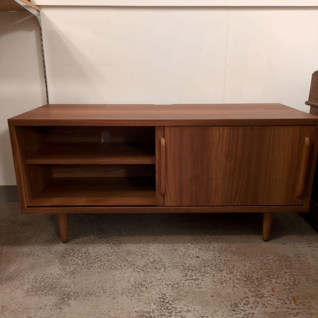 木製シンプル キャビネット 引き戸式 テレビボード シェルフ