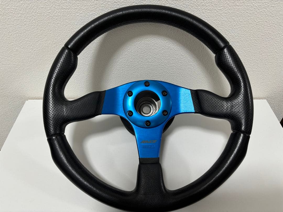 momo ステアリング青35Φ