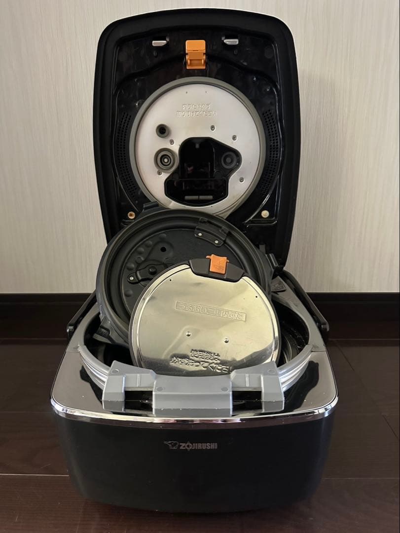 ZOJIRUSHI 炊飯器 圧力IH炊飯器 南部鉄器釜付き　NW-AT10