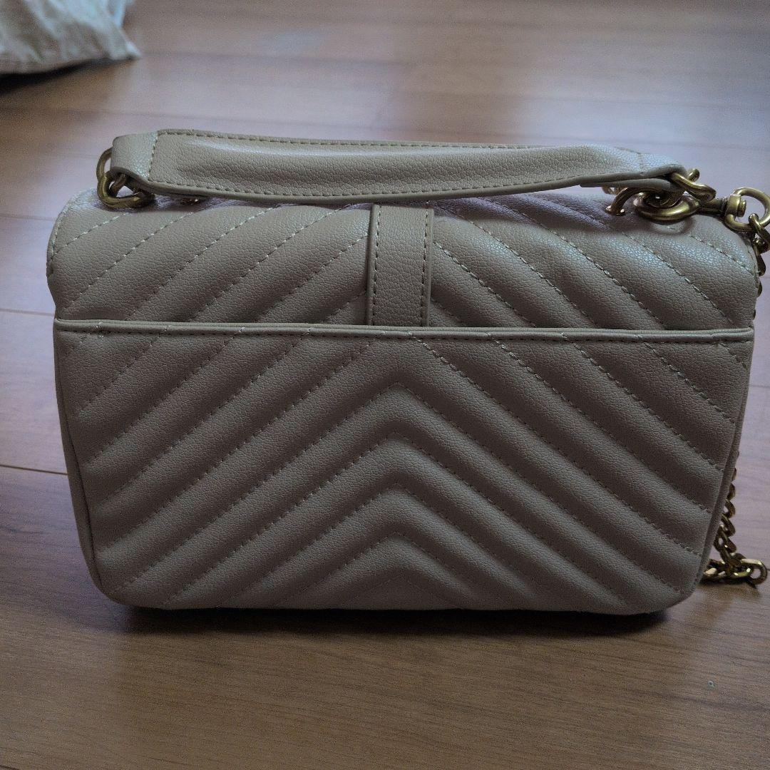 Isfahani　イヴ・サンローランショルダーバック