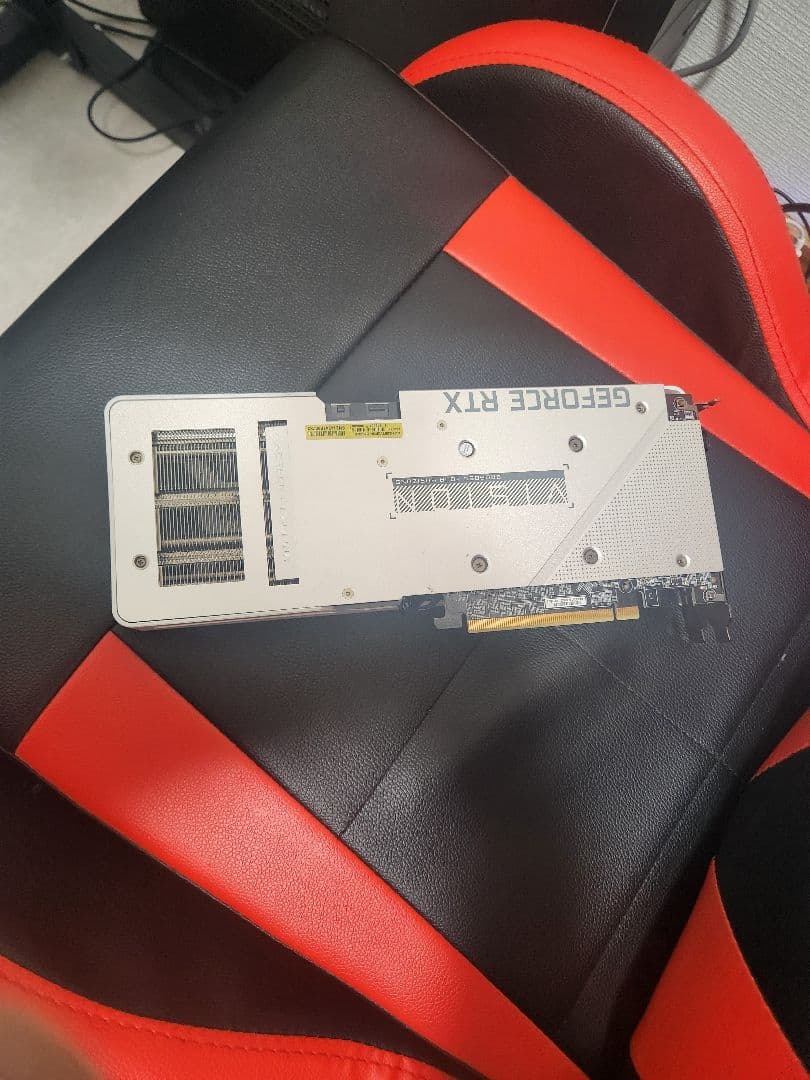 最終値下げGeForce RTX 3060ti　早く買ってくれる人