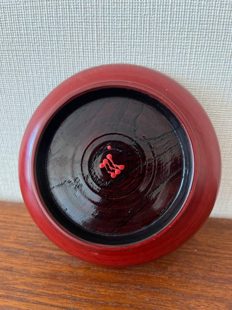 角有伊　漆器 椀 シンプルデザイン