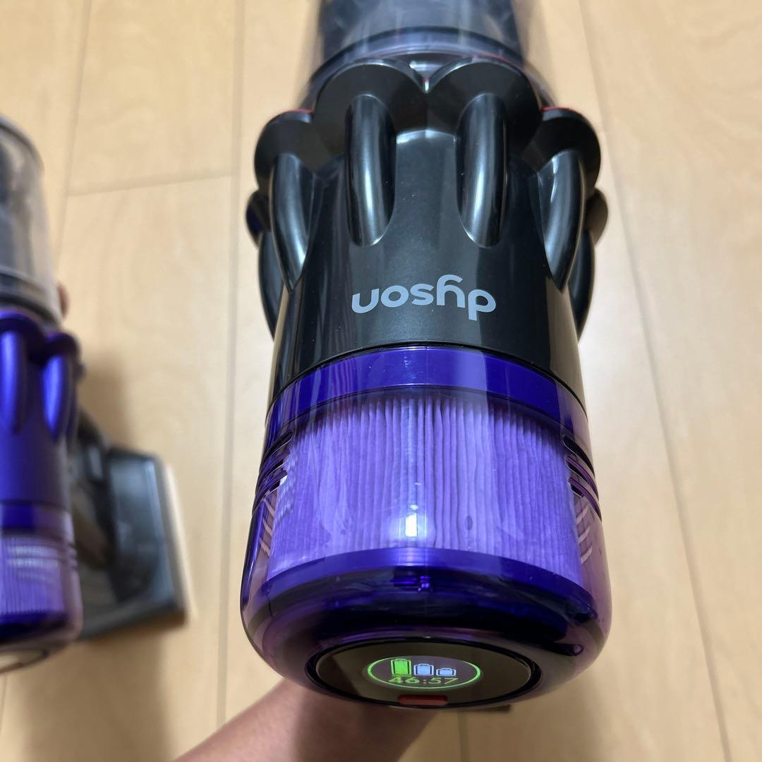 dyson ダイソン　sv18 本体のみ　2台セット　ジャンク扱い