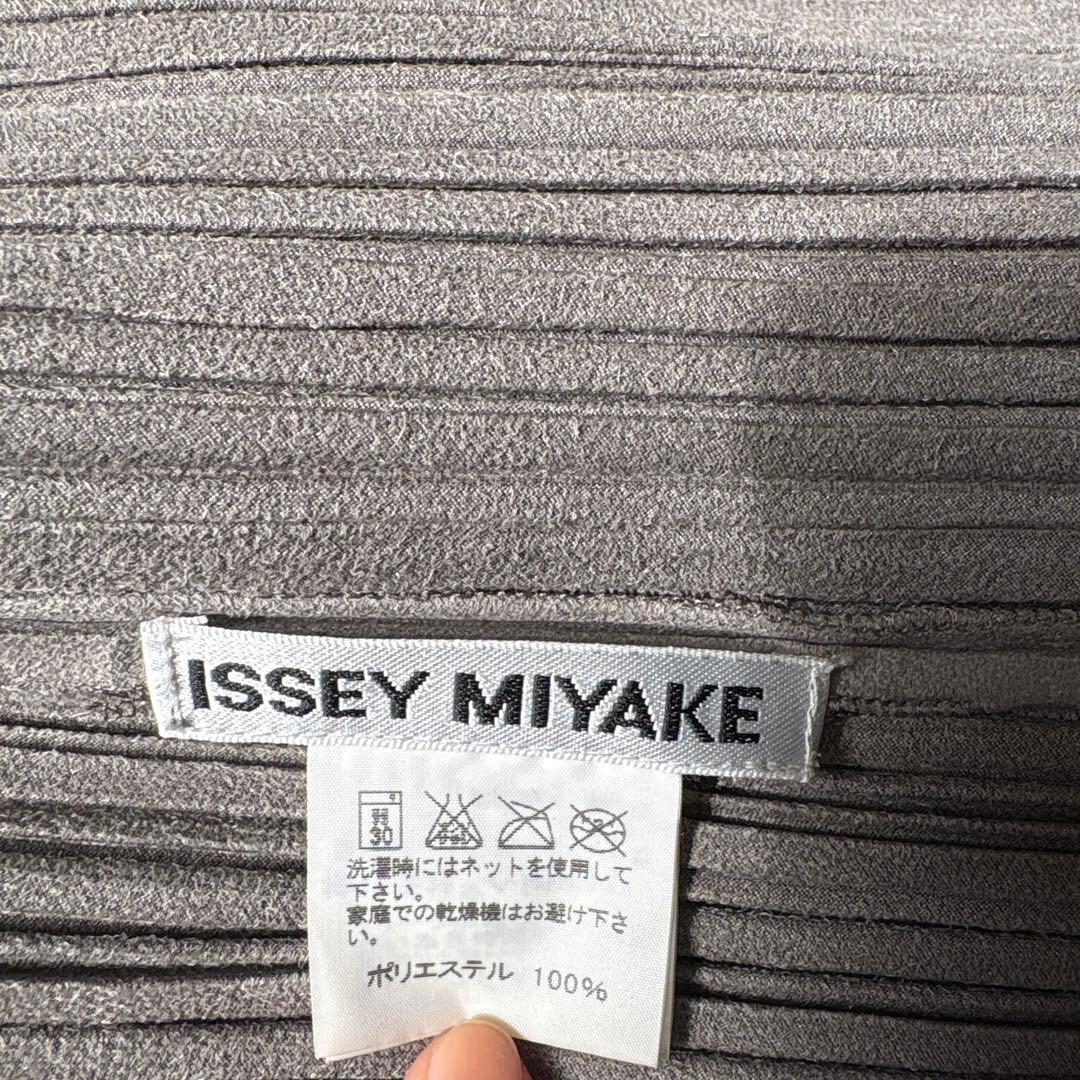 イッセイミヤケ プリーツプリーズ　ロングカーディガン