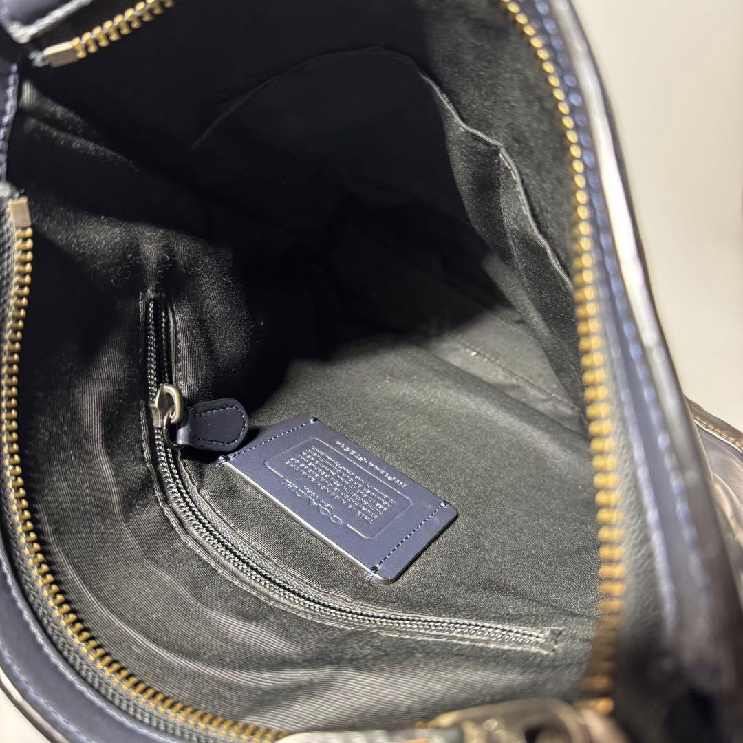 【美品】コーチ バイカラー ショルダーバッグ グラハム レザー 黒色 ネイビー