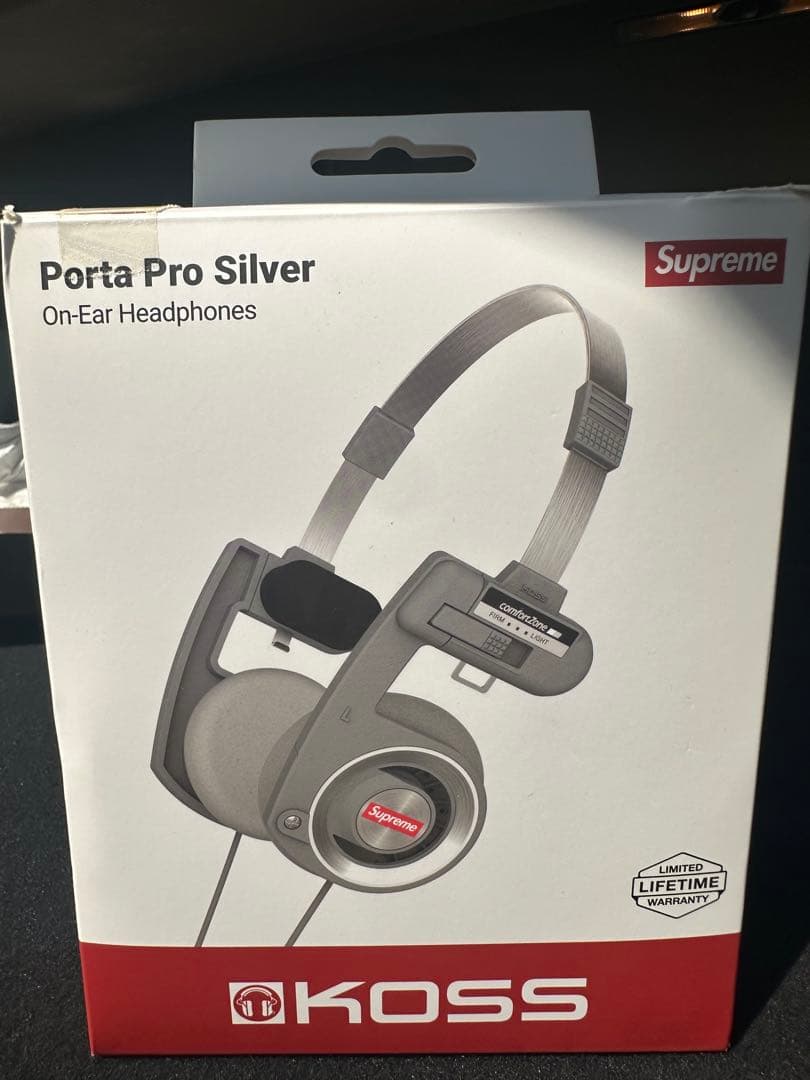 ヘッドホン Supreme Koss Portapro Headphones