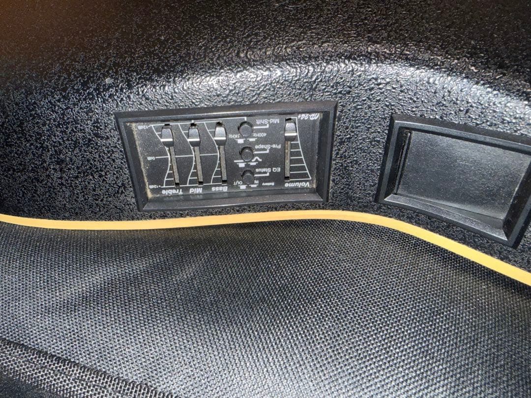 Ovation Celebrity Deluxe CC257 ハードケース付き