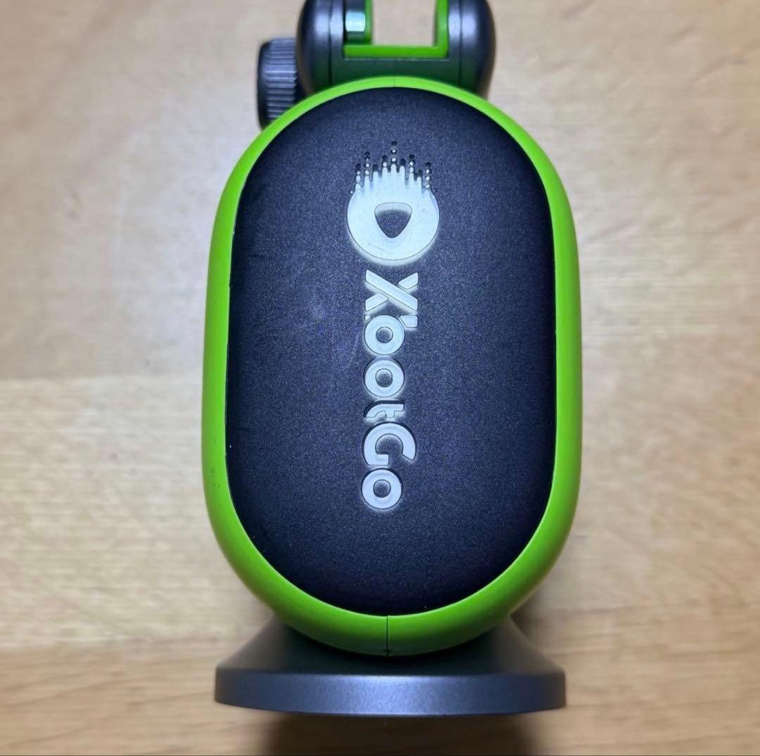 XootGo プロジェクター本体 グリーン　三脚付き