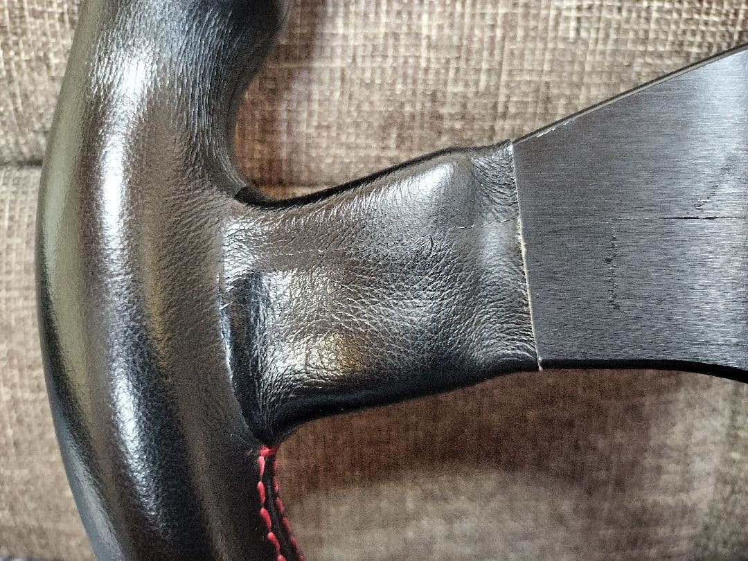 MOMO CORSE ステアリング