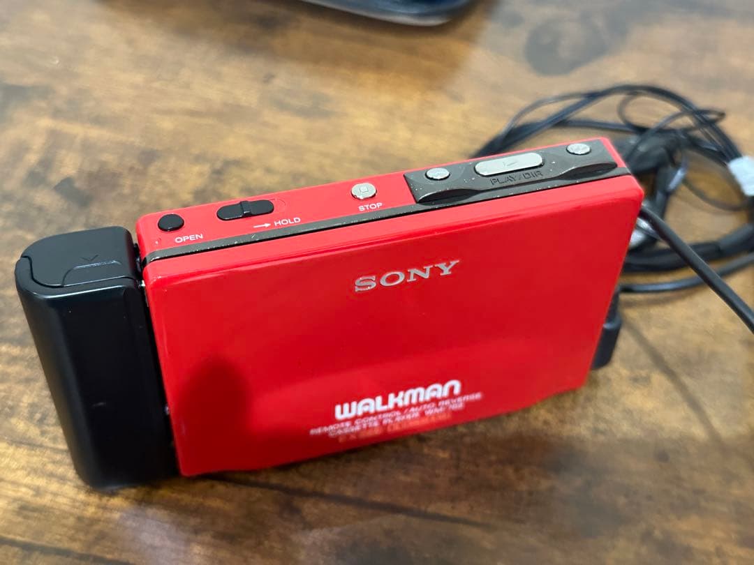 お*か様 SONY WM-702 カセットプレーヤー 動作未確認