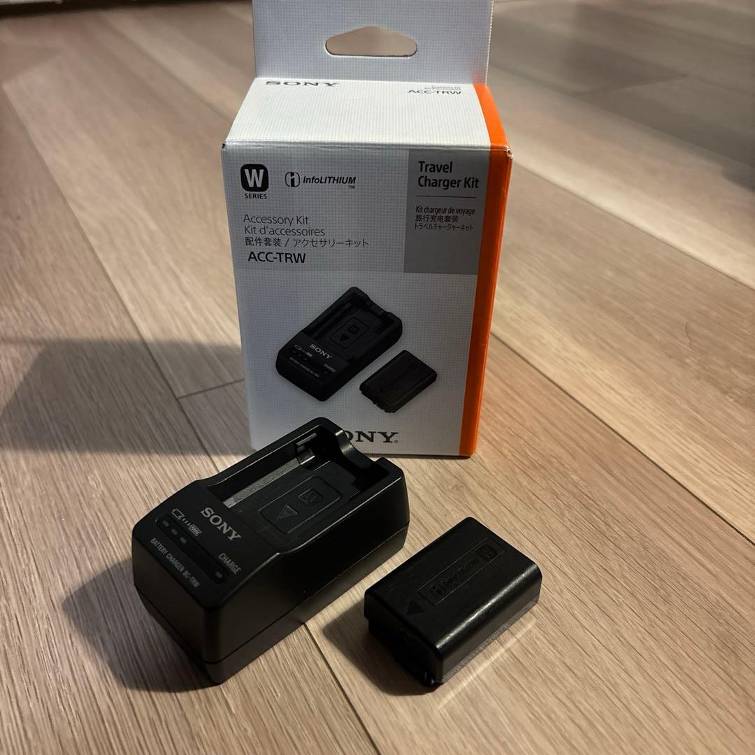 【ガイドブック．予備バッテリー付】SONY α6400 ダブルズームレンズキット