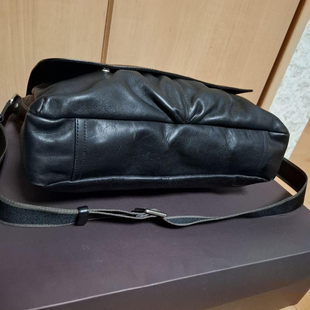 COACH ショルダーバッグ F70556 ロゴ A4収納可 レザー　ブラック