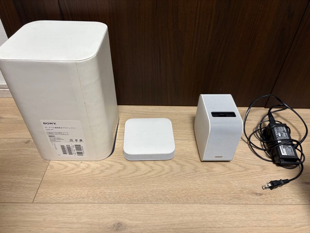 Sonyプロジェクター ポータブル/超短焦点/バッテリー・スピーカー内蔵