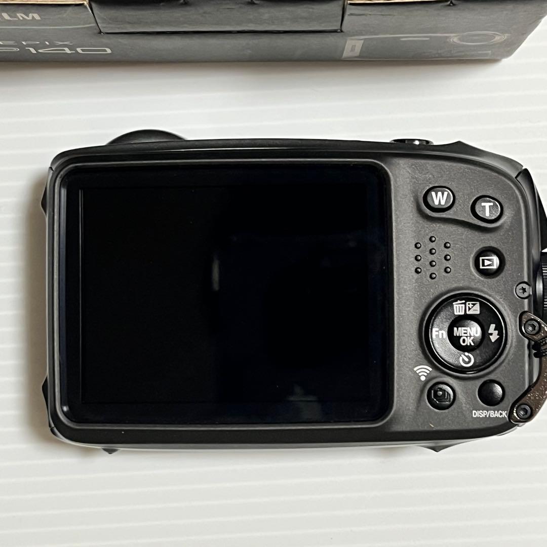 FUJIFILM FINEPIX XP140 デジタルカメラ