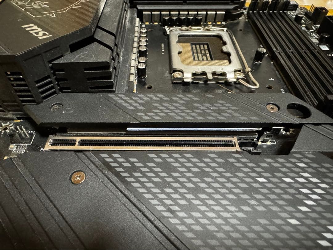 MPG Z690 CARBON WIFI DDR5 マザーボード（ジャンク）